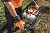 Ahoyadora Husqvarna 541EA - en uso en campo